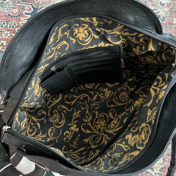 J.L. Saldivar genuine leather medium tote - Picture 4 of 5